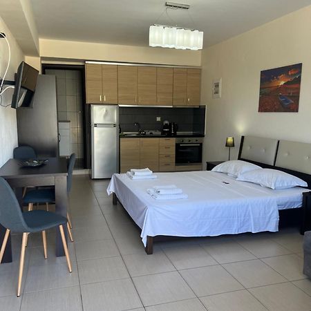 לימנאס Bivas Apartments מראה חיצוני תמונה