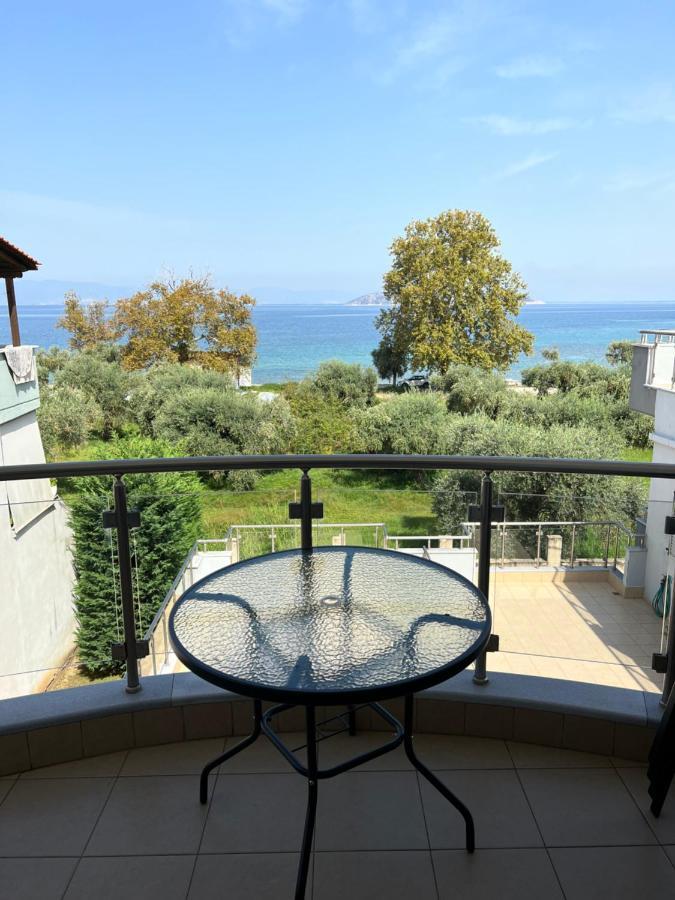 לימנאס Bivas Apartments מראה חיצוני תמונה