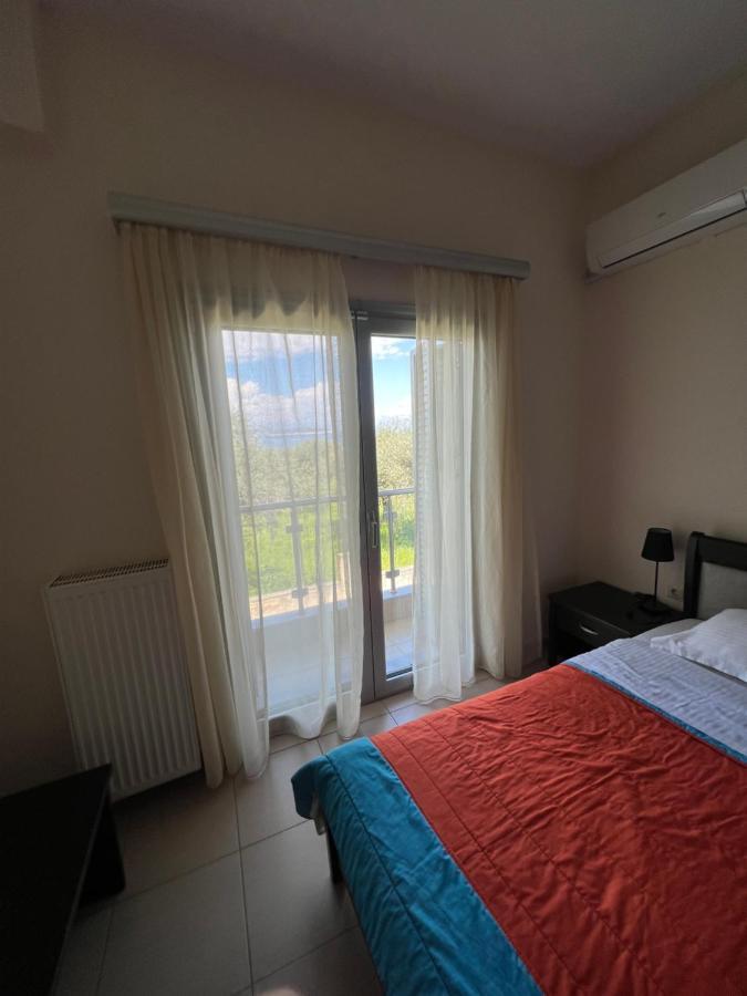 לימנאס Bivas Apartments מראה חיצוני תמונה