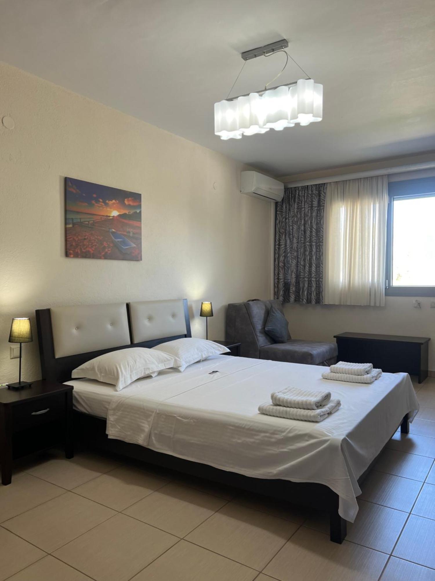 לימנאס Bivas Apartments מראה חיצוני תמונה