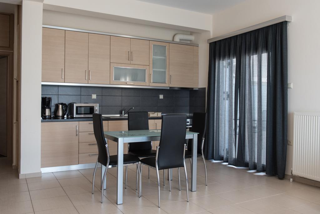לימנאס Bivas Apartments מראה חיצוני תמונה