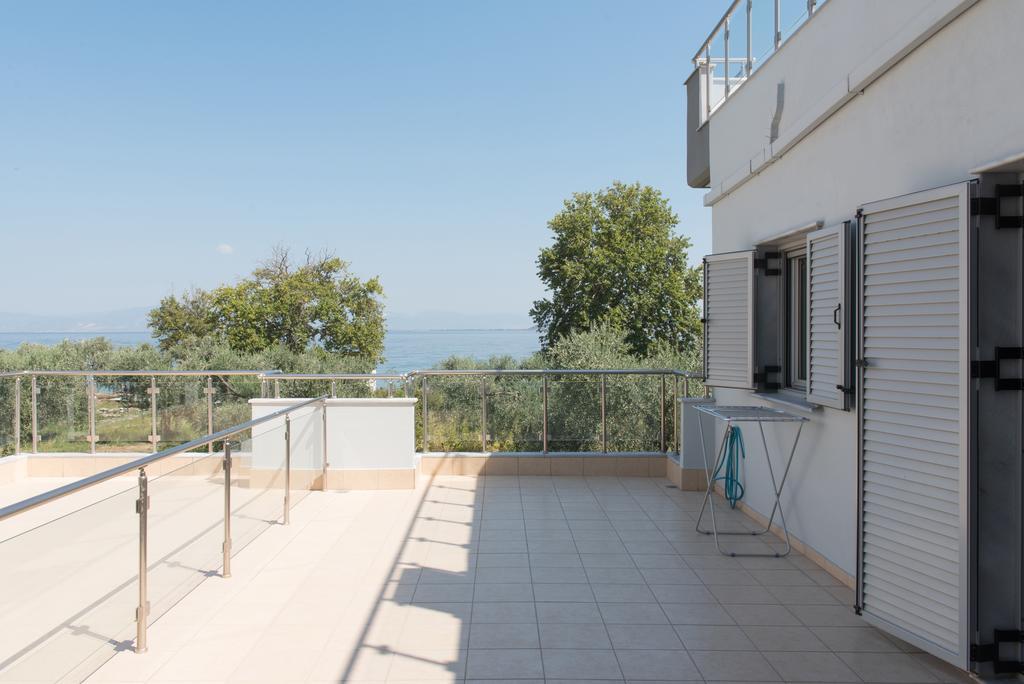לימנאס Bivas Apartments מראה חיצוני תמונה