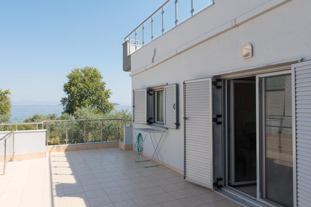 לימנאס Bivas Apartments מראה חיצוני תמונה